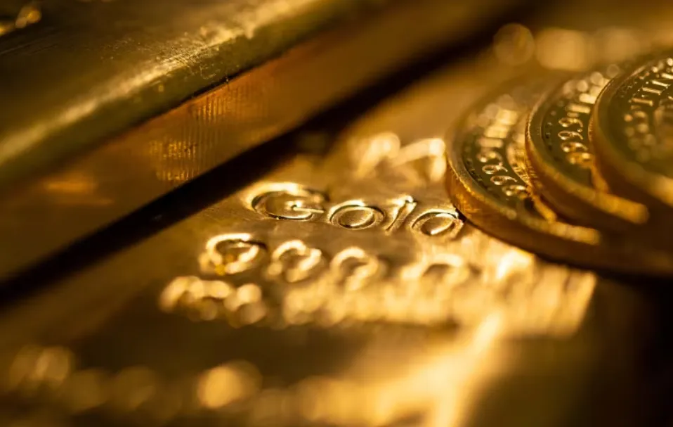 Vàng luôn được các nhà đầu tư coi là nơi trú ẩn an toàn. Ảnh: CNN