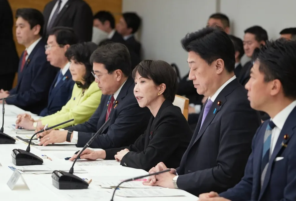 Thủ tướng Sanae Takaichi phát biểu tại cuộc họp cấp bộ trưởng về tình hình Trung Đông. Ảnh: Japan Times