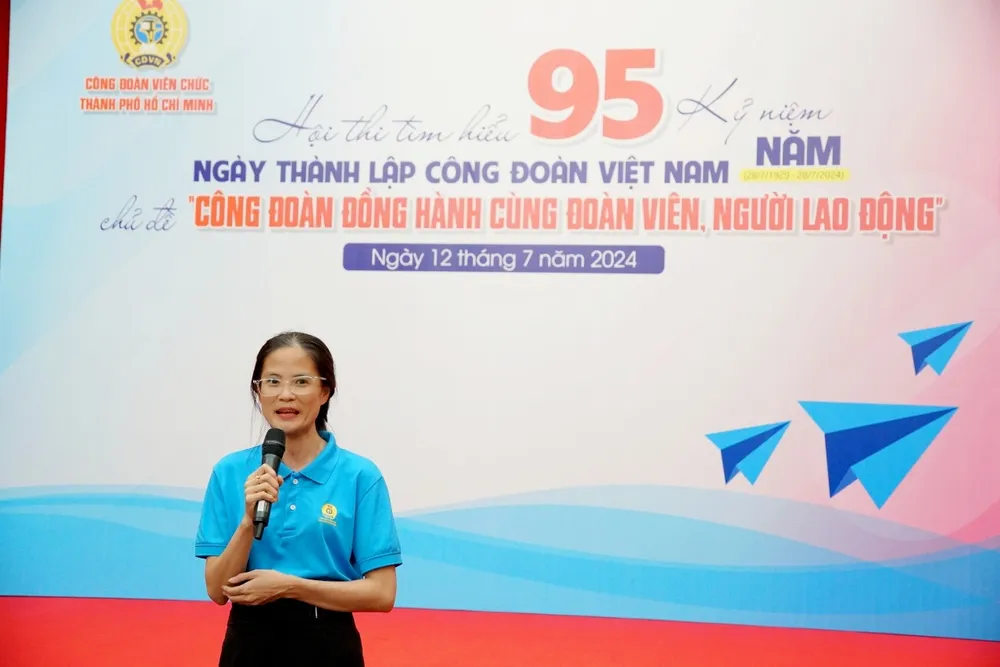 Phó Chủ tịch Công đoàn Viên chức TPHCM Nguyễn Thị Bích Liên phát biểu khai mạc Hội thi 1.jpg
