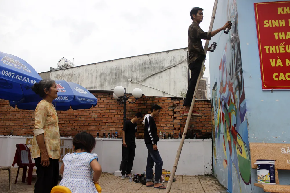 Khi người trẻ... đói sân chơi Graffiti ảnh 1
