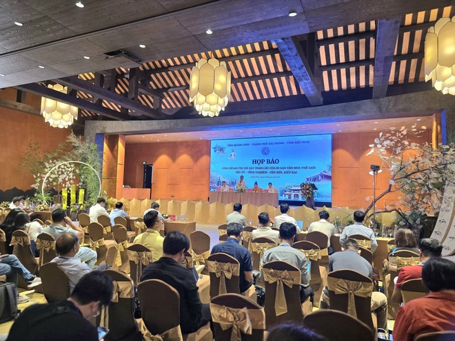 新闻发布会现场。图自越通社