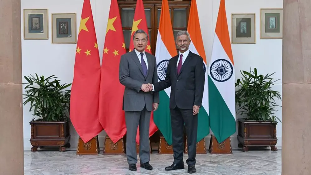 照片 : 中国外交部