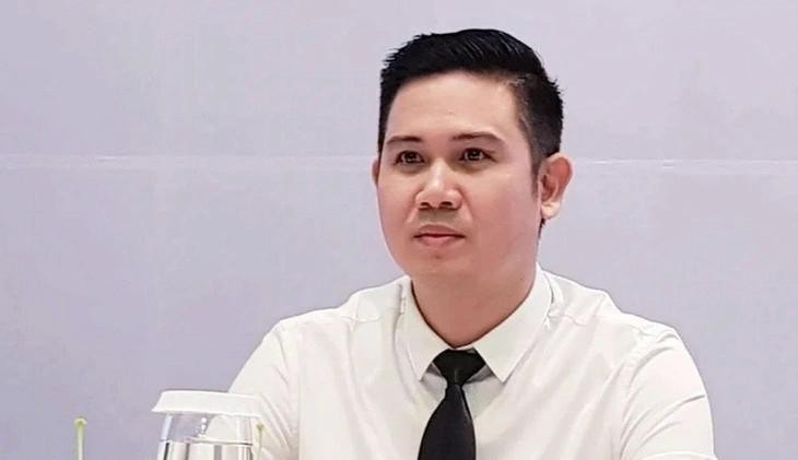 Asanzo公司董事长范文三。