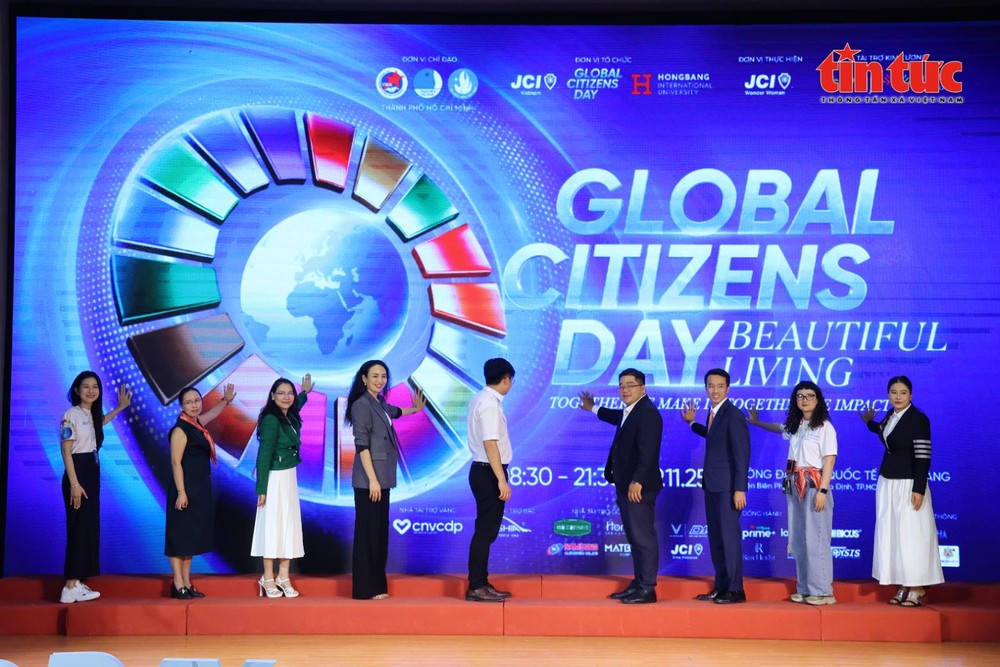 2025年全球公民盛会开幕式。 