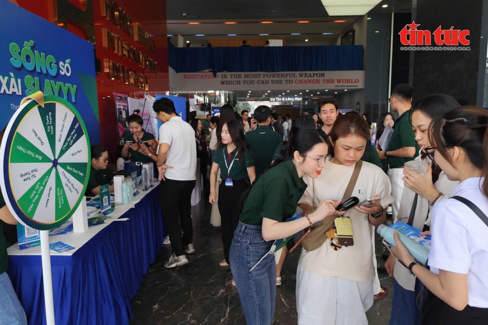 3 congdantoancau3.jpg