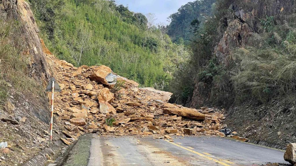 山体滑坡事故现场。 