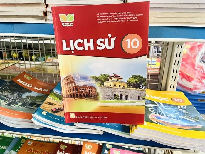 教育与培训部将于2030年免费提供教科书。 