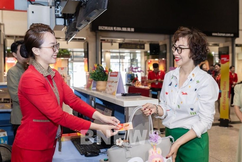 自1月13日起，新山一国际机场的越捷航空所有国内航班值机柜台将迁至T1航站楼。图自越通社 