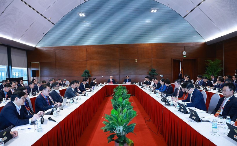 讨论会现场。图自越通社 