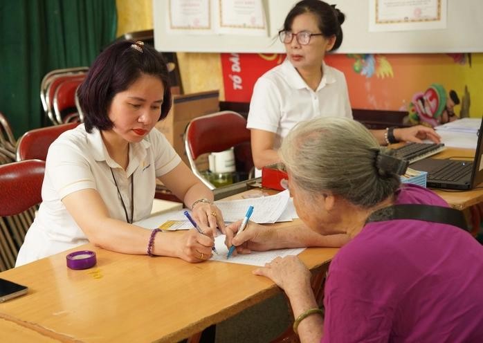 逾350万人可一次领取两个月退休金和社保津贴过年。