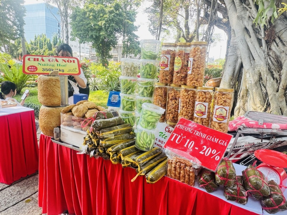 各种肉卷都涨价。 