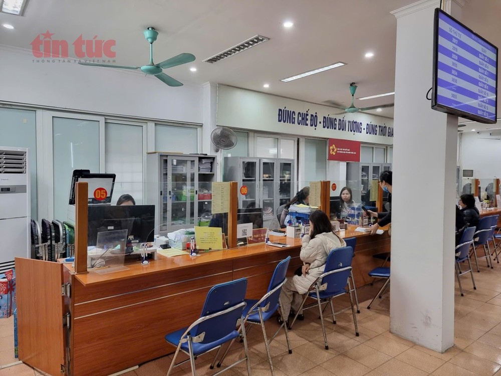 解决社保制度。