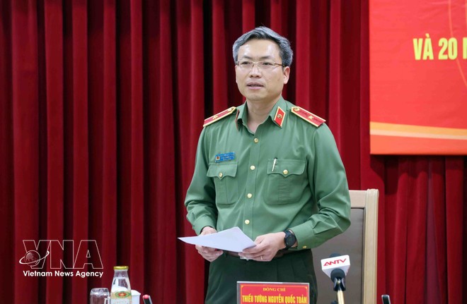 公安部办公厅主任、公安部发言人阮国瓒少将。 