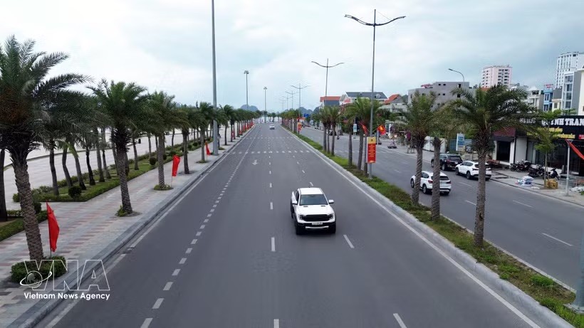 下龙锦普沿海公路。