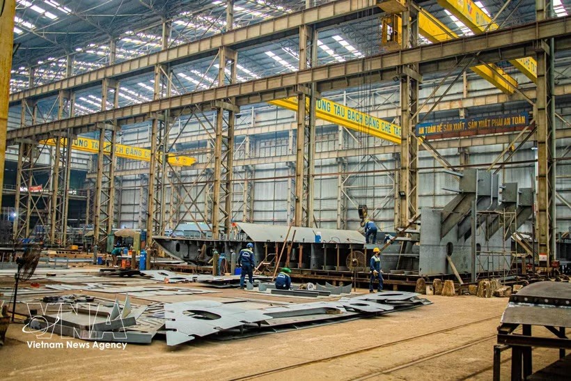 循环生产为白藤造船厂造船行业降低成本。