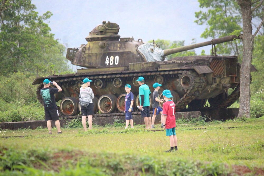 2   z7778278328012-5fa89059a4fbdabe5d61402cdeaf06ec-3855-6817.jpg