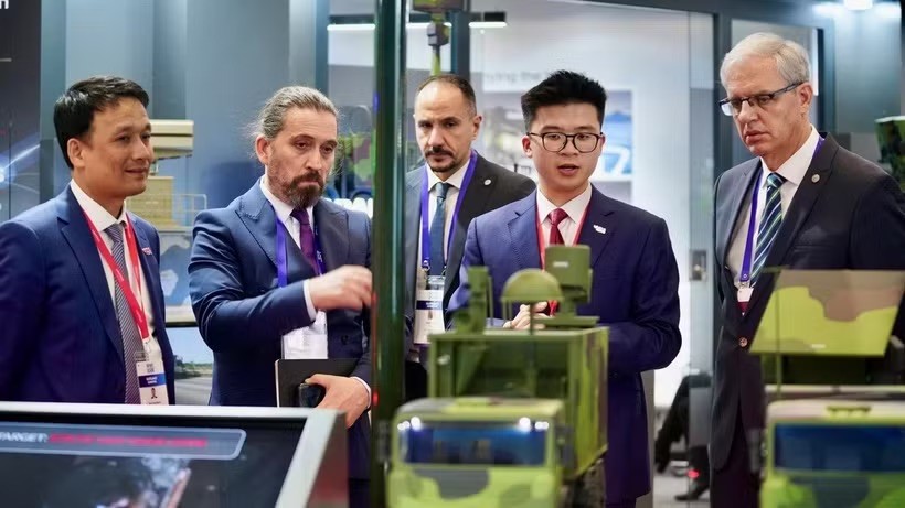 越南企业首次参加2026年土耳其伊斯坦布尔防务与航空航天展览会。Viettel供图 