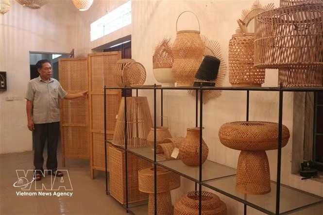 thuc-day-kinh-te-tu-nhan-tro-thanh-dong-luc-phat-trien-8354914.jpeg