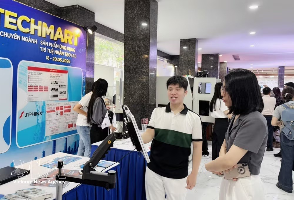 potal-ha-noi-su-kien-techmart-chuyen-nganh-san-pham-ung-dung-tri-tue-nhan-tao-8768211.jpeg