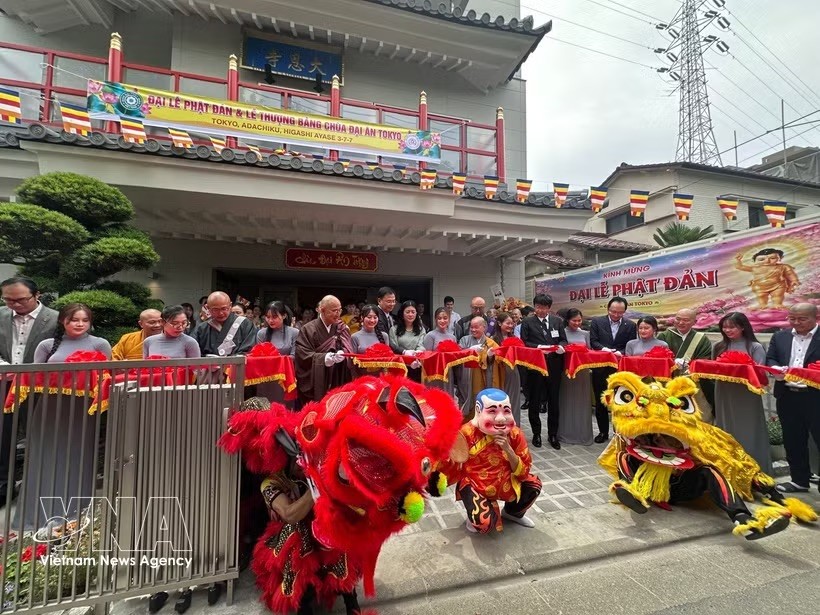 大恩寺落成剪彩仪式。