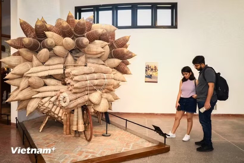 每个展区都采用独特的设计理念与现代科技手段，帮助游客更深入地了解越南54个民族丰富多彩的历史、风俗习惯及文化生活。（图自Vietnam+） 