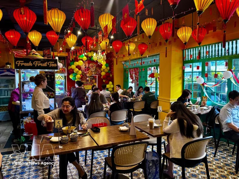马尼拉“金河粉”餐厅的空间。