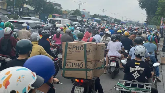 胡志明市交通事故数量同比大幅下降
