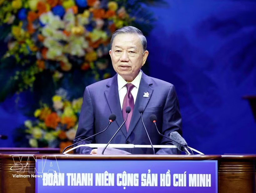 党中央总书记、国家主席苏林。