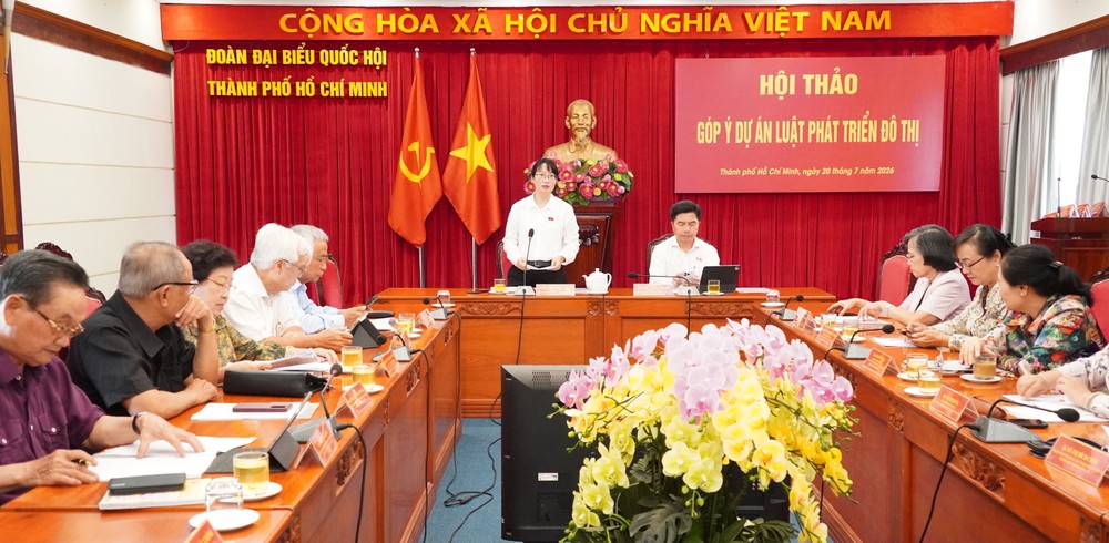 各位代表出席研讨会。图：芳鸳