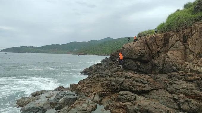 猊角区域——3名女子遭海浪卷走失踪的地点。