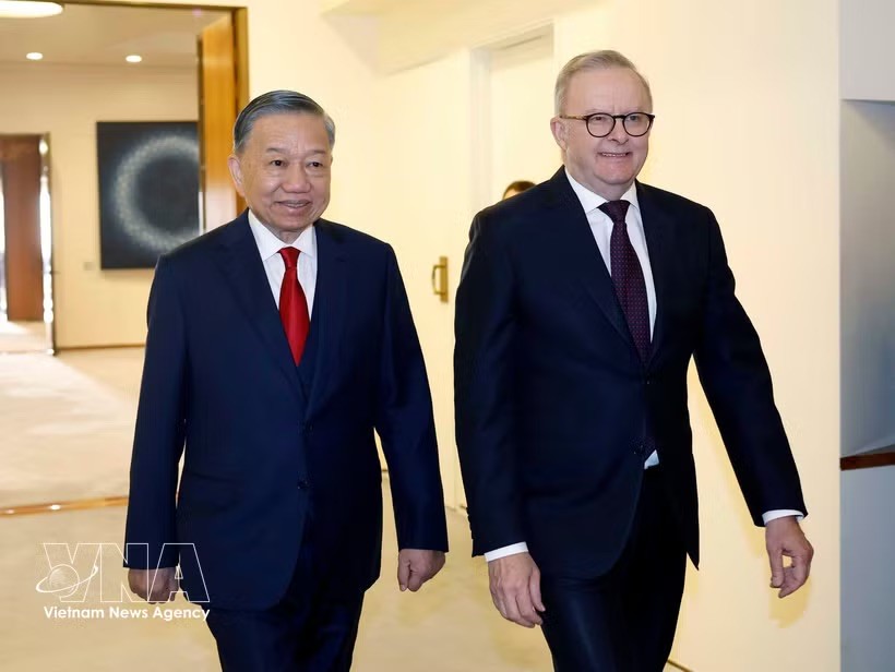 党中央总书记、国家主席苏林同澳大利亚总理安东尼·阿尔巴尼斯举行会谈。