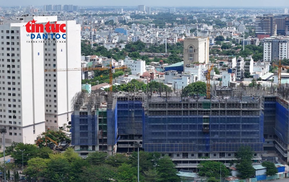 平盛坊一个社会住房项目正在建设中。 