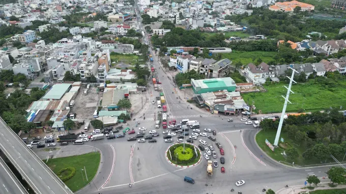 ket-xe-cao-toc-ngay-dau-nghi-le-8-2805-2492.jpg