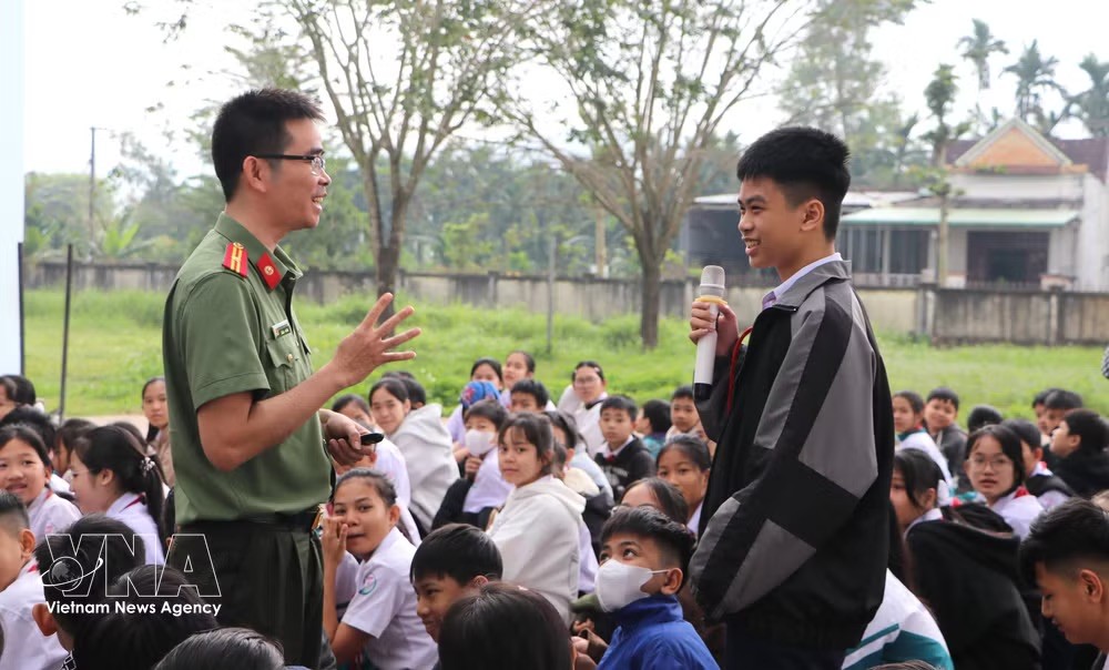 potal-khong-mot-minh-diem-tua-an-toan-mang-cho-hoc-sinh-quang-ngai-8542924.jpeg