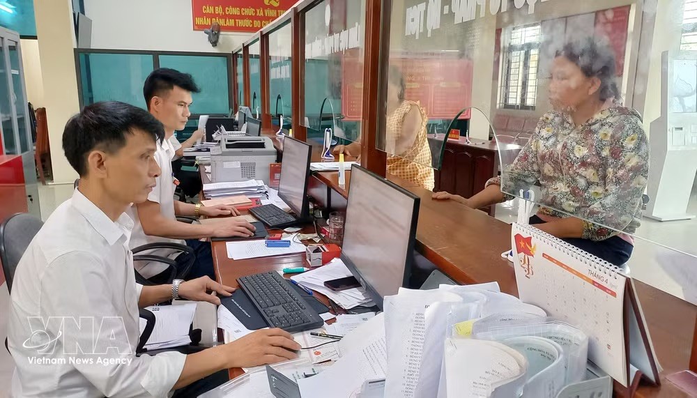 ninh-binh-cai-cach-thu-tuc-hanh-chinh-huong-toi-su-hai-long-cua-nguoi-dan-doanh-nghiep-8803794.jpeg