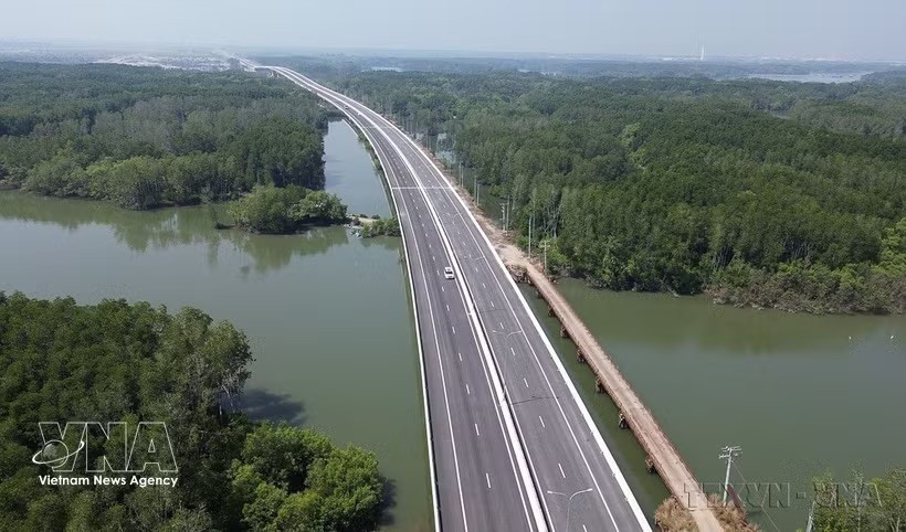 滨沥—隆城高速公路。