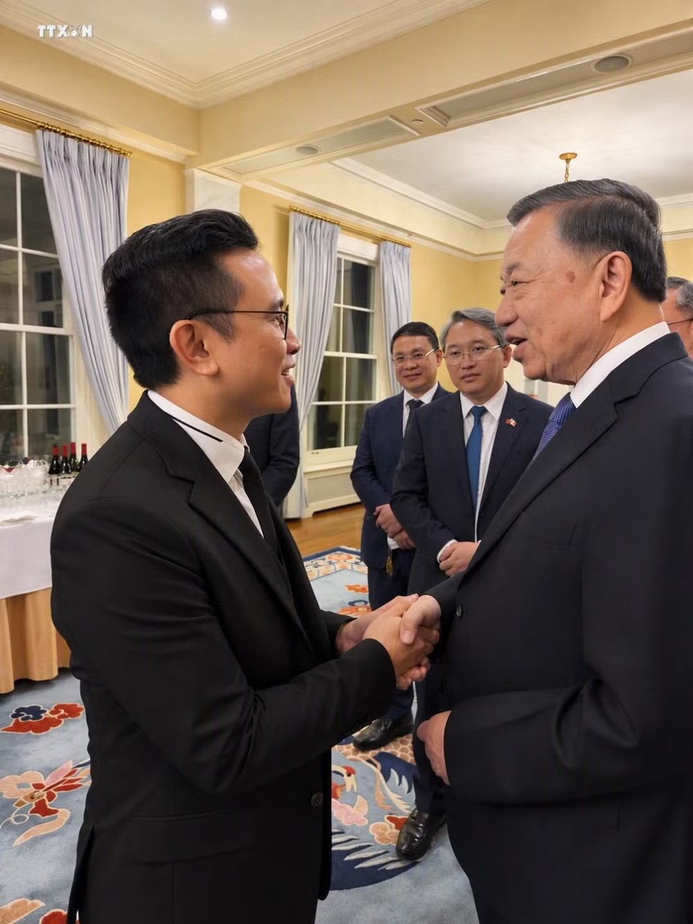 pgs-dang-duc-huy-trai-gap-tong-bi-thu-chu-tich-nuoc-to-lam-nhan-chuyen-cong-tac-canada-cuoi-thang-9-vua-qua-cua-tong-bi-thu-chu-tich-nuoc.jpeg