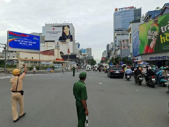 huong-dan-giao-thong.jpg