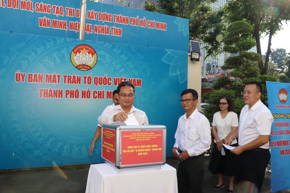 can-bo-cong-chuc-nguoi-lao-dong-co-quan.jpg