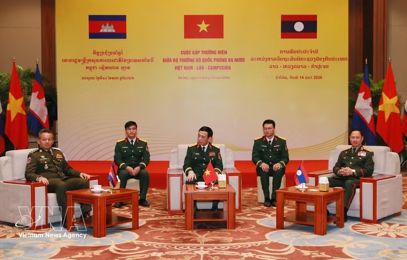 越老柬三国国防部长年度会晤在河内举行。