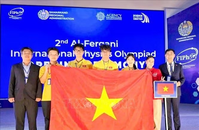 越南学生代表团在FIPhO 2026。图：越通社发