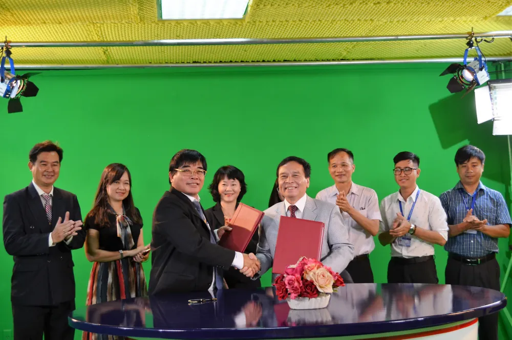 Đại học đầu tiên khánh thành studio và kênh truyền hình  ảnh 2