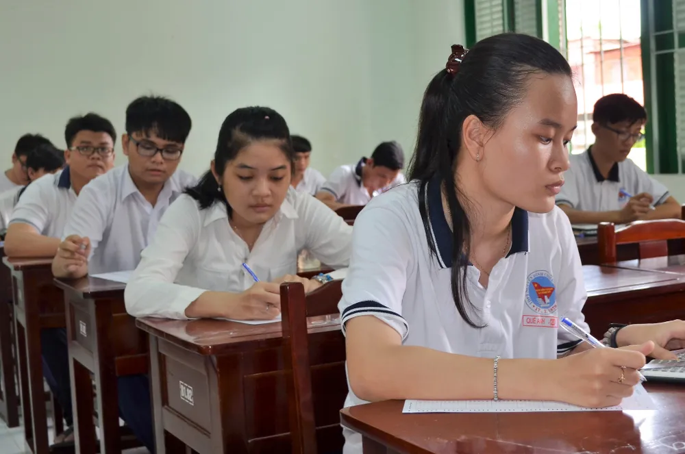 Trường ĐH Mở TPHCM điểm chuẩn giảm từ 2- 4 điểm ảnh 1