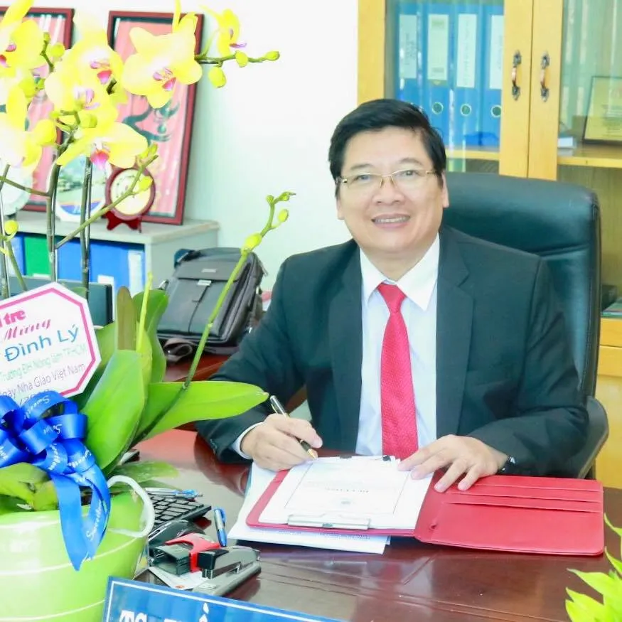 Trường ĐH Nông lâm TPHCM có 2 phó hiệu trưởng mới ảnh 1