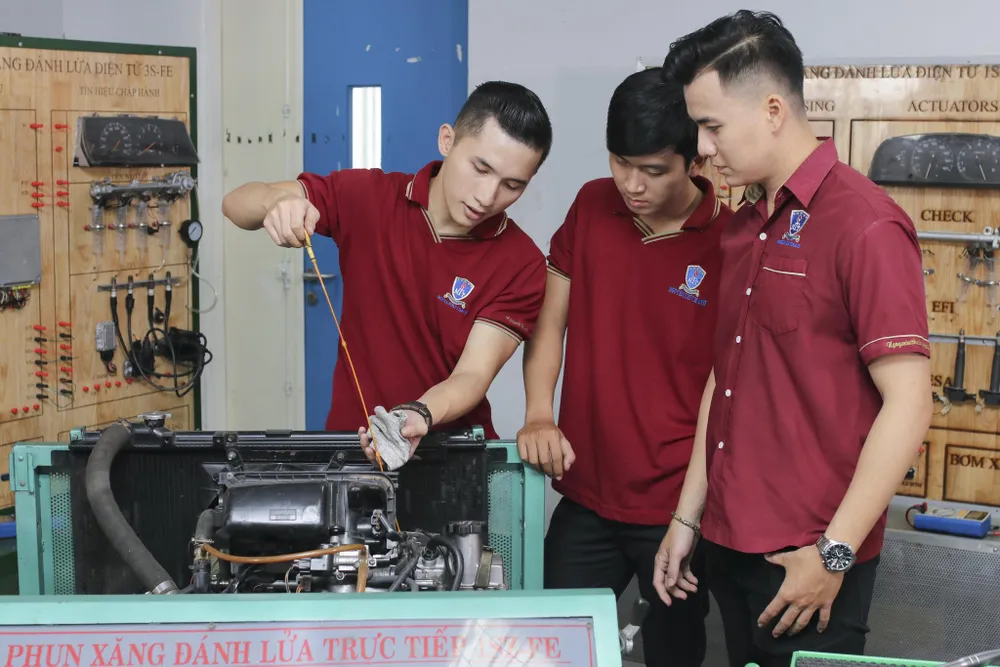 Trường ĐH Nguyễn Tất Thành tổ chức kỳ thi riêng – Tăng cơ hội trúng tuyển cho thí sinh ảnh 1