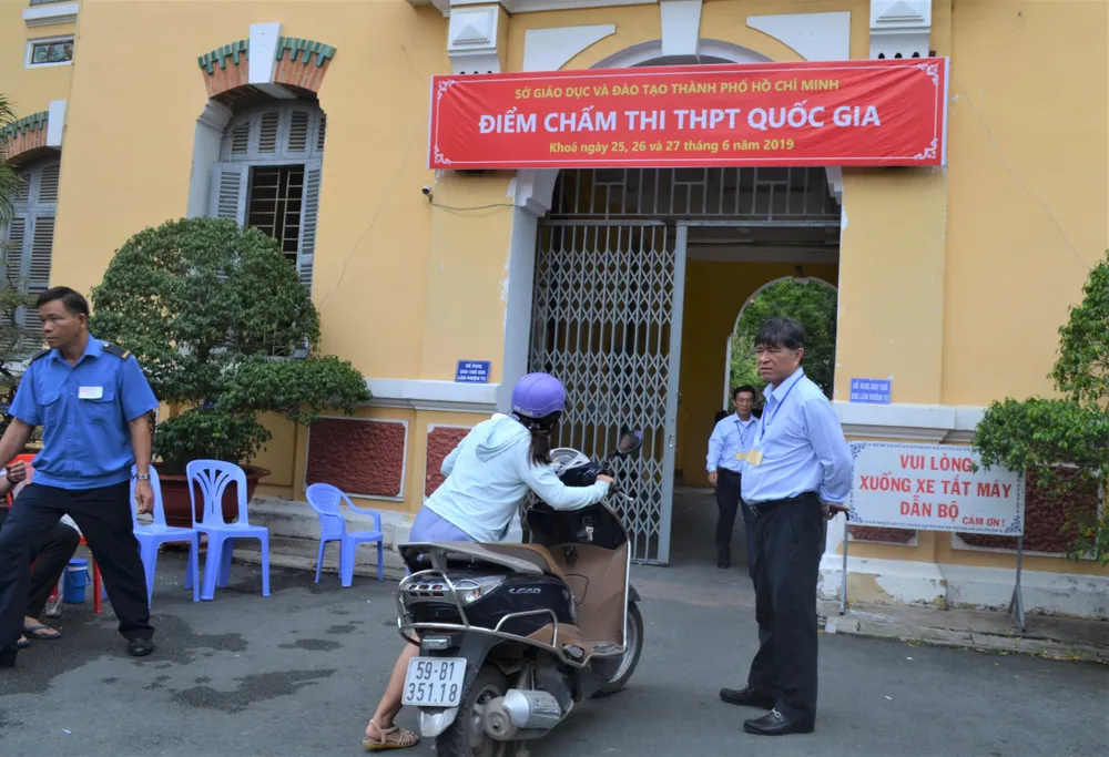 Dự kiến ngày 5-7, TPHCM hoàn thành chấm thi THPT quốc gia 2019 ảnh 3