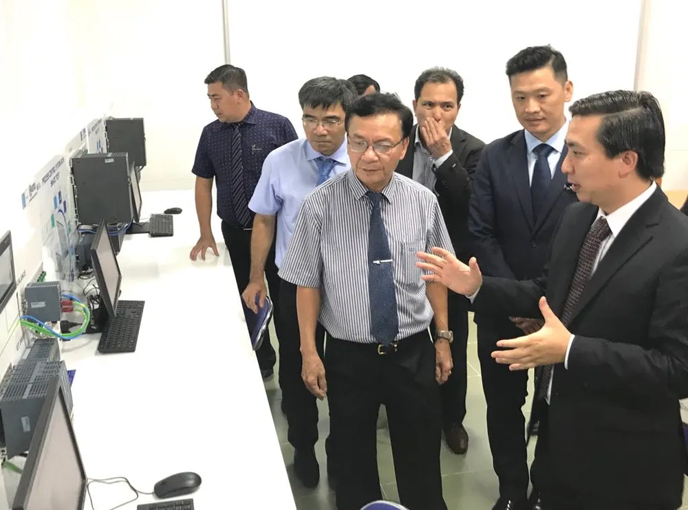 Đầu tư hơn 4,6 triệu USD cho Phòng thí nghiệm nhà máy thông minh  ảnh 2