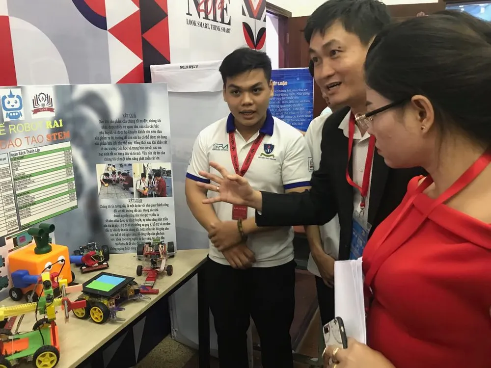 Sinh viên Trường ĐH Nguyễn Tất Thành giành giải nhất cuộc thi Ý tưởng khởi nghiệp sáng tạo 2019 ảnh 2