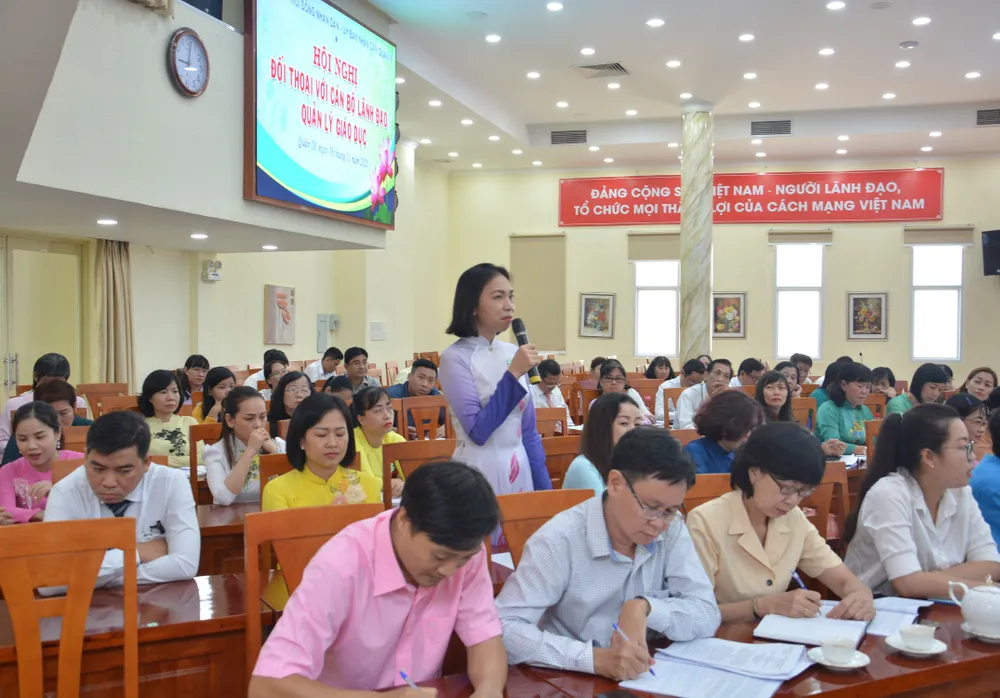 Lãnh đạo thành phố thăm, chúc mừng các nhà giáo tiêu biểu ảnh 5