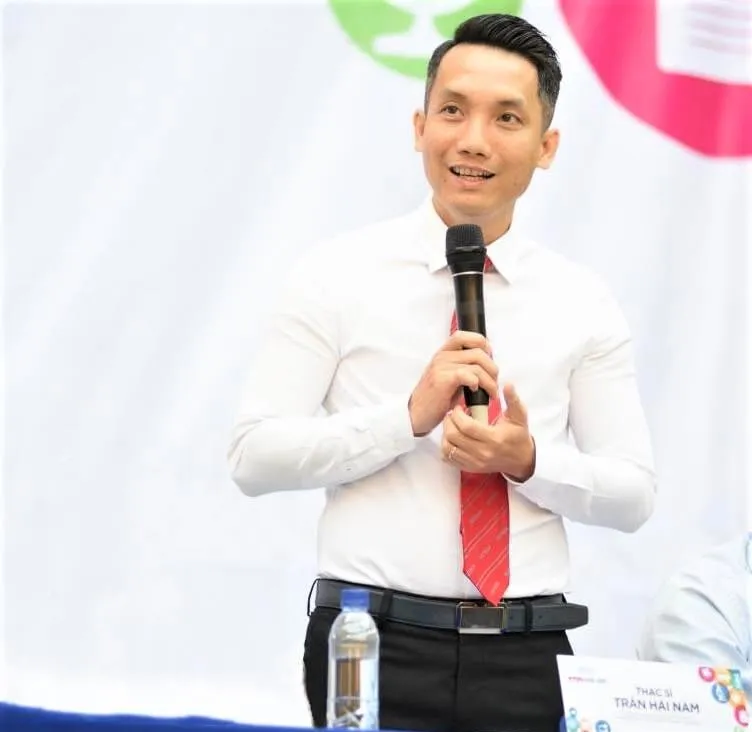 TH.S TRẦN HẢI NAM, Giám đốc Trung tâm Tư vấn Tuyển sinh Trường ĐH Công nghệ TPHCM .jpg